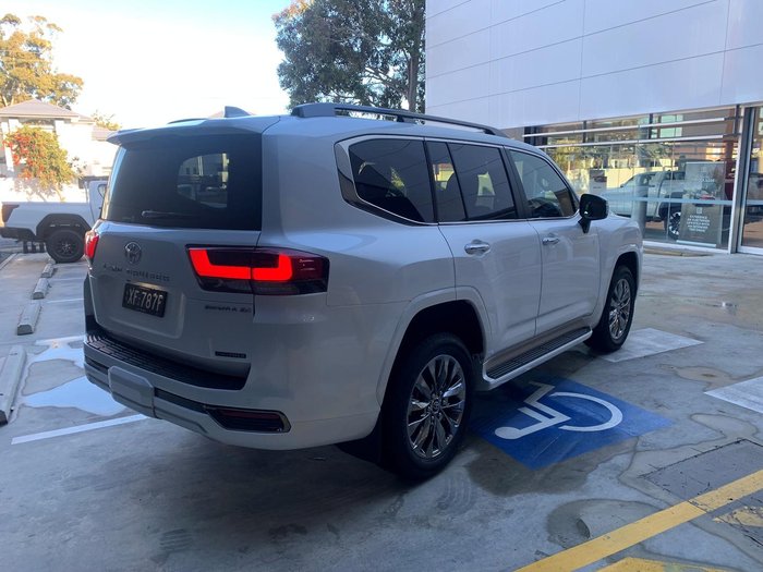 2026 Toyota Landcruiser Performance Hybrid Sahara ZX