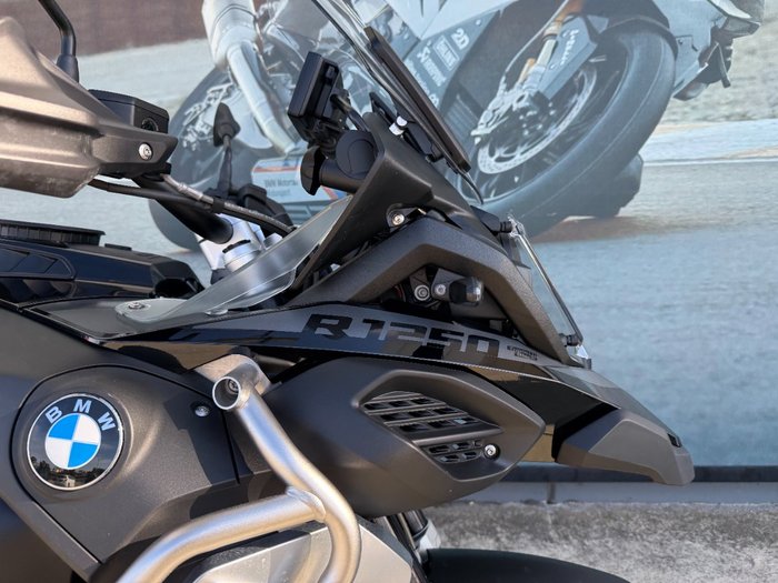 2022 BMW Motorrad R 1250 GS TRIPLE BLACK Black
