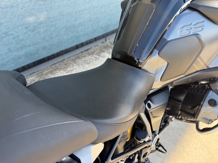 2022 BMW Motorrad R 1250 GS TRIPLE BLACK Black