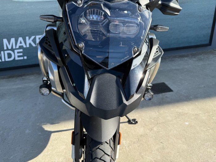 2022 BMW Motorrad R 1250 GS TRIPLE BLACK Black