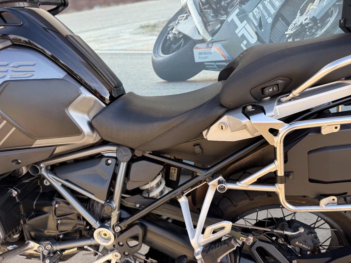 2022 BMW Motorrad R 1250 GS TRIPLE BLACK Black