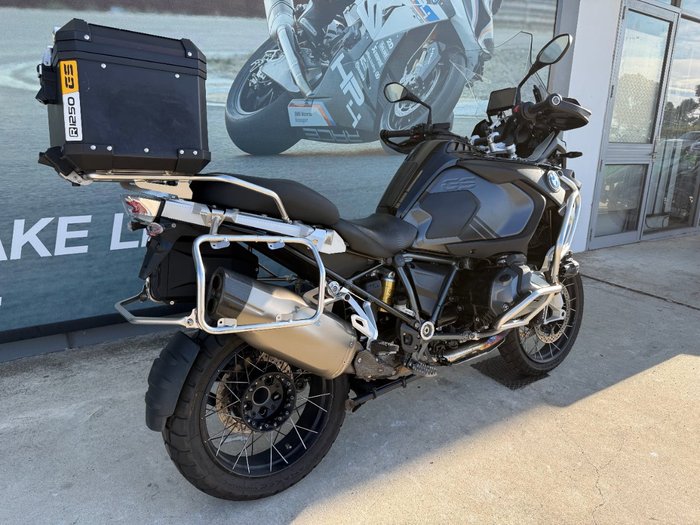 2022 BMW Motorrad R 1250 GS TRIPLE BLACK Black