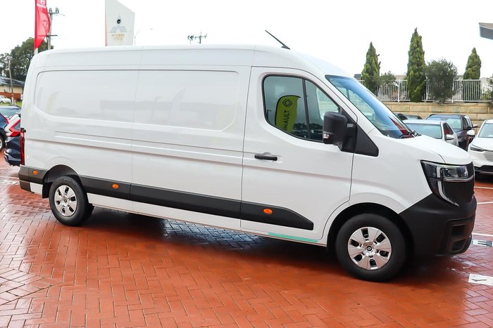 2026 Renault Master