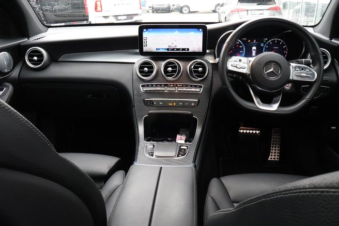 2019 Mercedes-Benz GLC-Class GLC300
