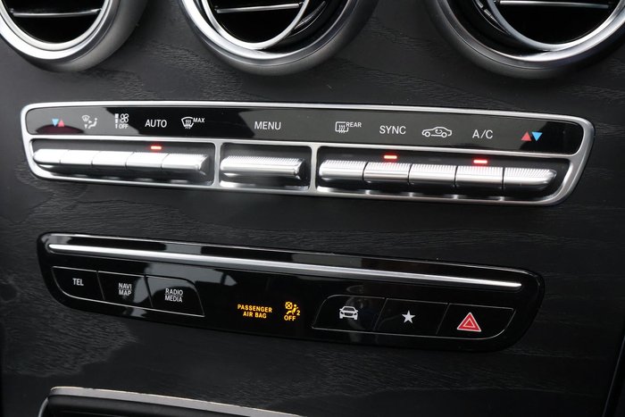 2019 Mercedes-Benz GLC-Class GLC300