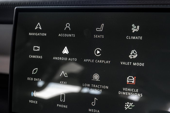 2026 Land Rover Defender 110 D350 X-Dynamic HSE