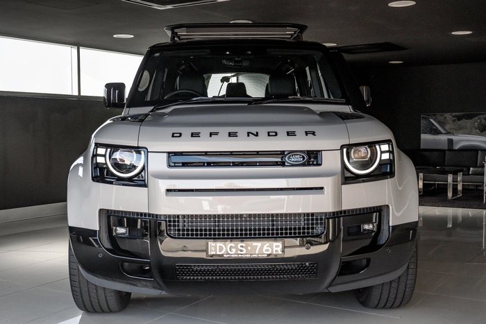 2026 Land Rover Defender 110 D350 X-Dynamic HSE
