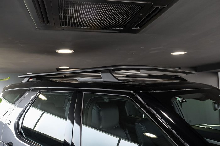 2026 Land Rover Discovery D350 Dynamic SE
