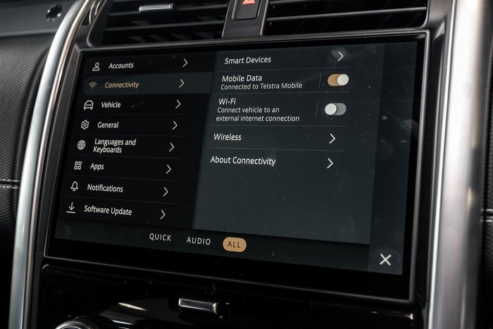 2026 Land Rover Discovery D350 Dynamic SE