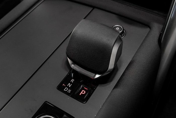 2026 Land Rover Discovery D350 Dynamic SE