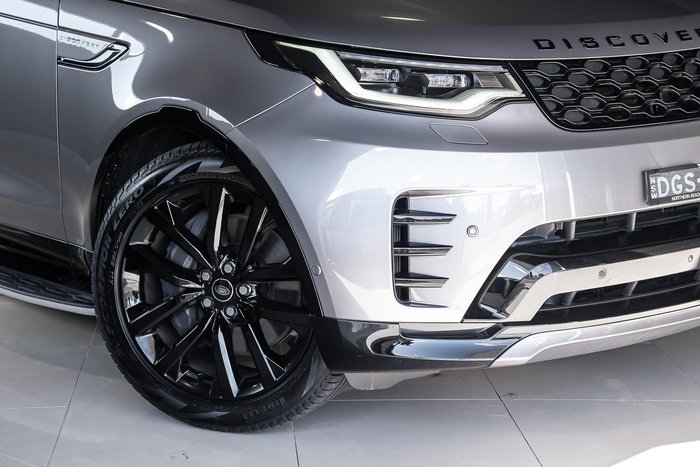 2026 Land Rover Discovery D350 Dynamic SE