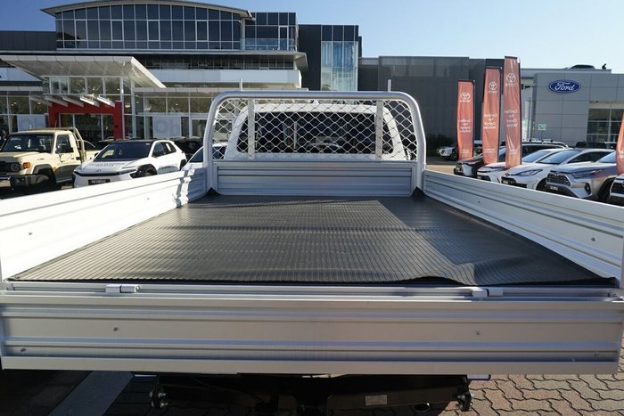2023 Toyota Hilux SR