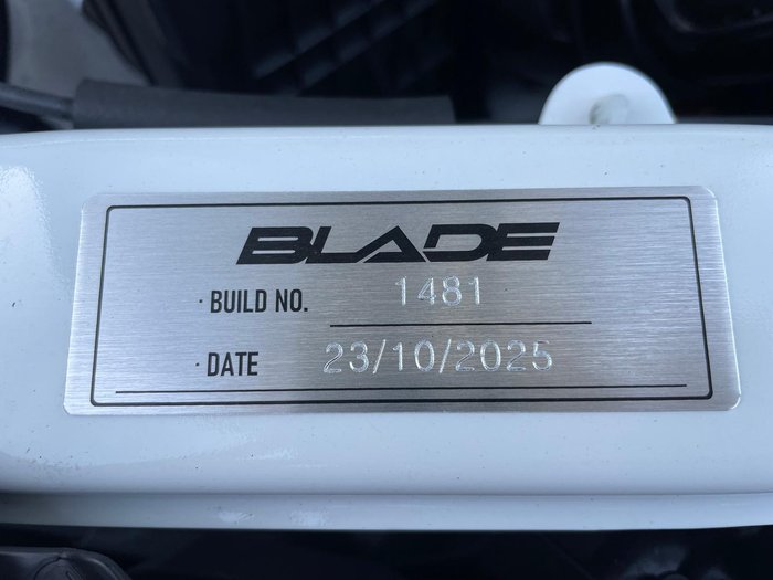 2025 Isuzu D-MAX BLADE