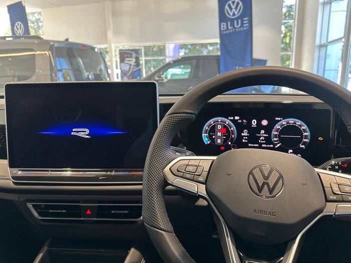2025 Volkswagen Tiguan 150TSI R-Line