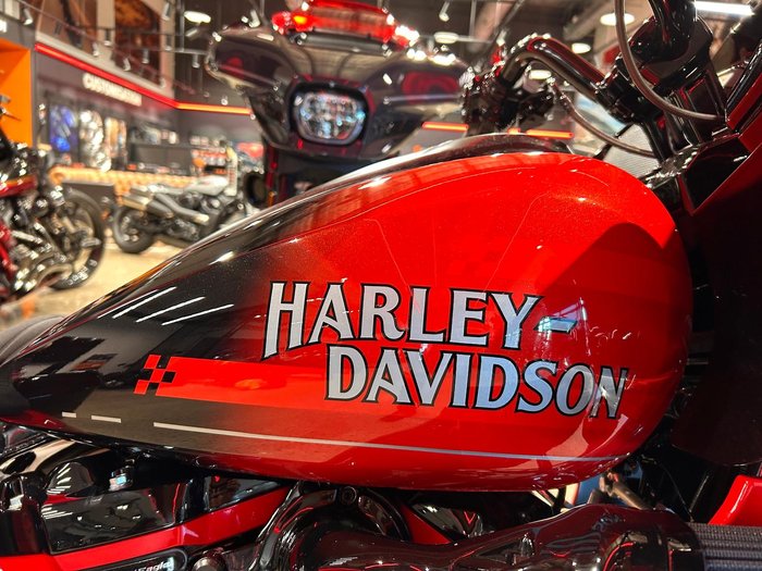 2026 Harley-Davidson CVO Road Glide ST 121 (FLTRXSTSE)