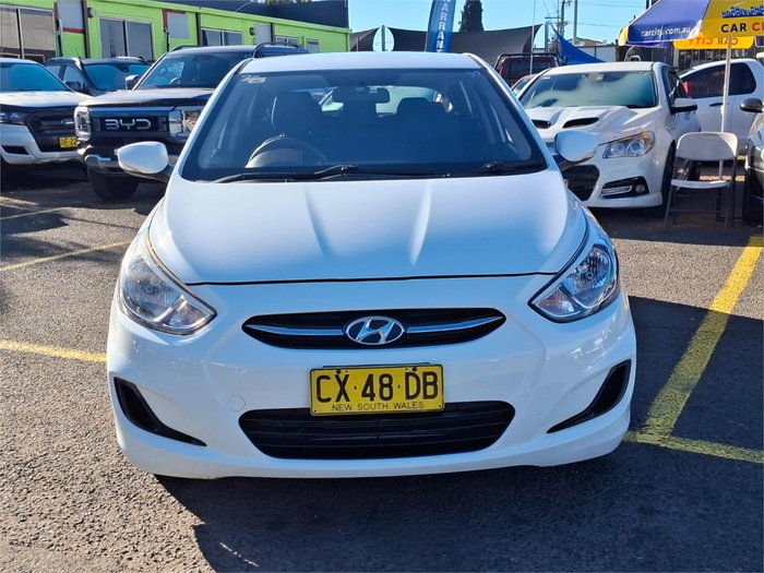 2016 Hyundai Accent Active