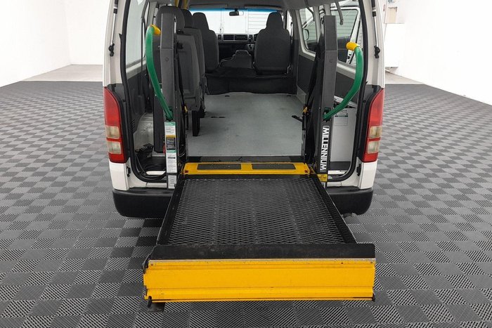 2009 Toyota Hiace