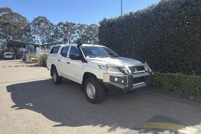 2022 Mitsubishi Triton