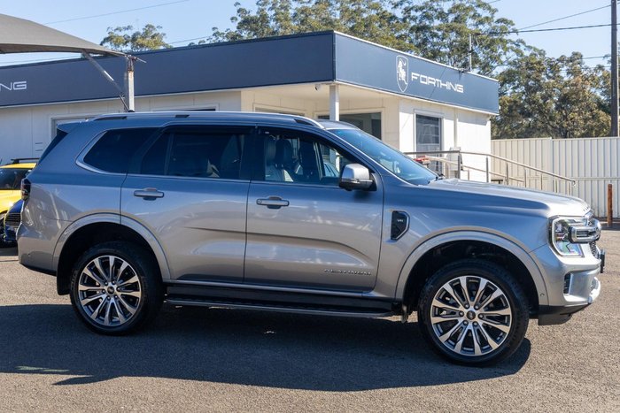 2024 Ford Everest Platinum