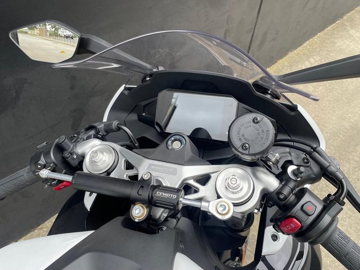 2026 CFMOTO 675SR-R SR White