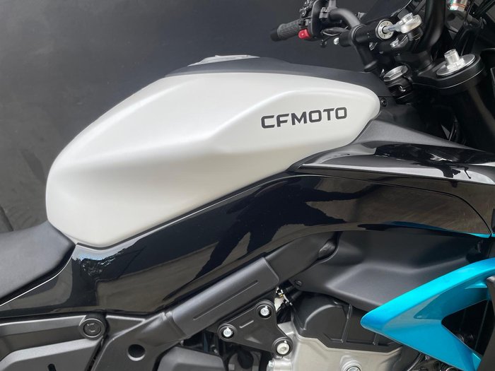 2026 CFMOTO 675NK NK White