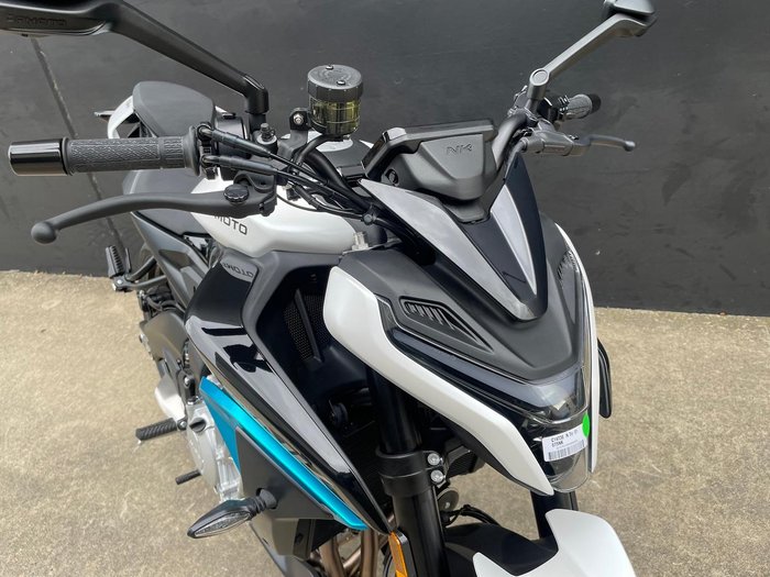 2026 CFMOTO 675NK NK White