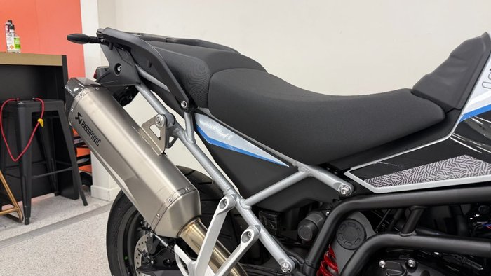 2026 Triumph TIGER 900 GT PRO ALPINE