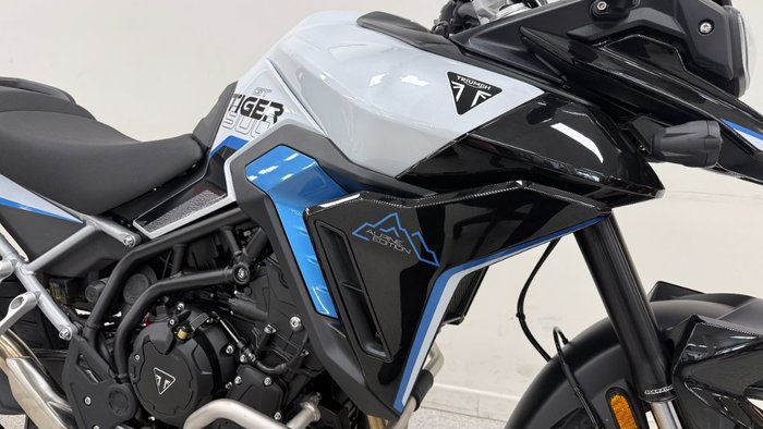 2026 Triumph TIGER 900 GT PRO ALPINE