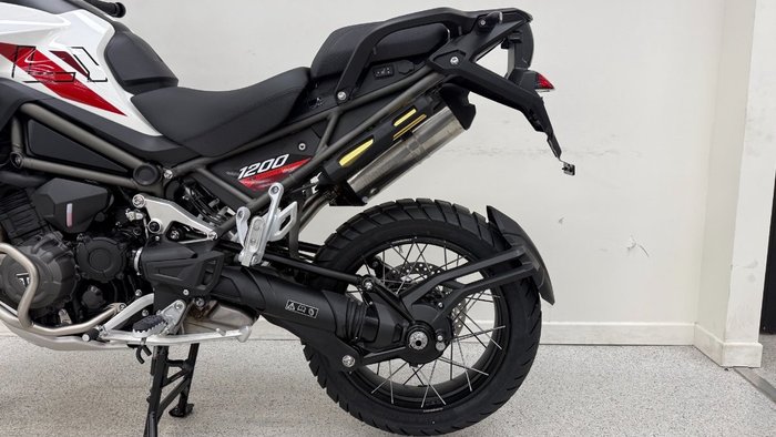 2026 Triumph TIGER 1200 RALLY PRO DESERT