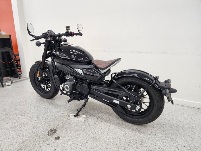 2025 CFMOTO 450 CL-C BOBBER Black