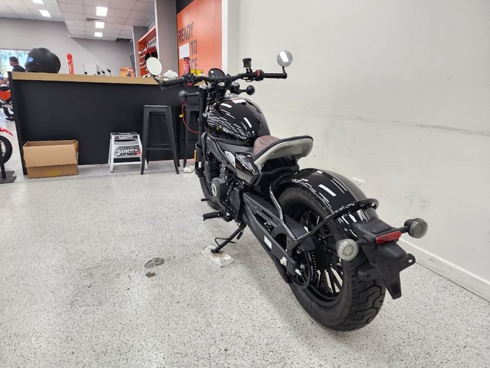2025 CFMOTO 450 CL-C BOBBER Black