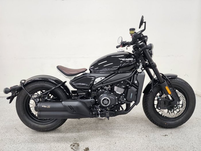 2025 CFMOTO 450 CL-C BOBBER Black