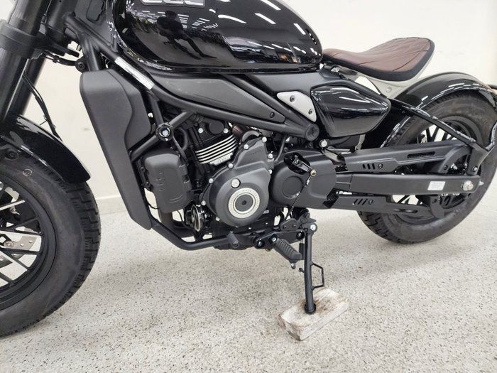 2025 CFMOTO 450 CL-C BOBBER Black
