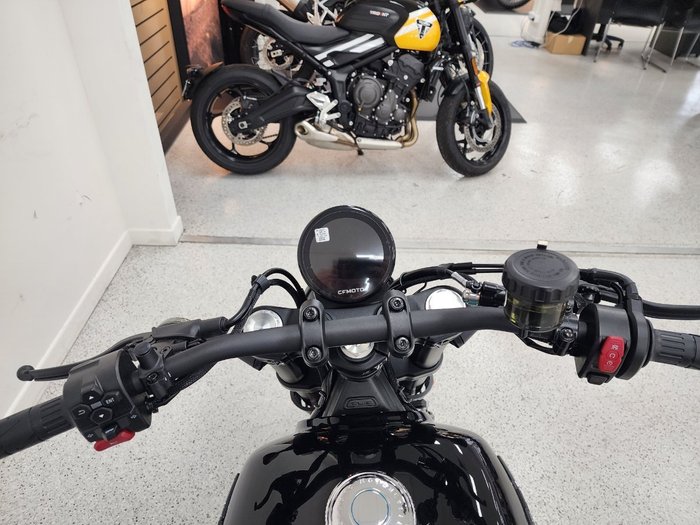 2025 CFMOTO 450 CL-C BOBBER Black