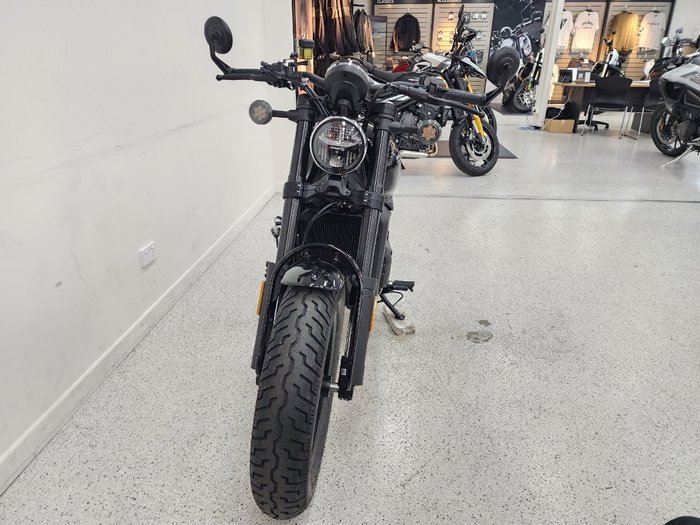 2025 CFMOTO 450 CL-C BOBBER Black