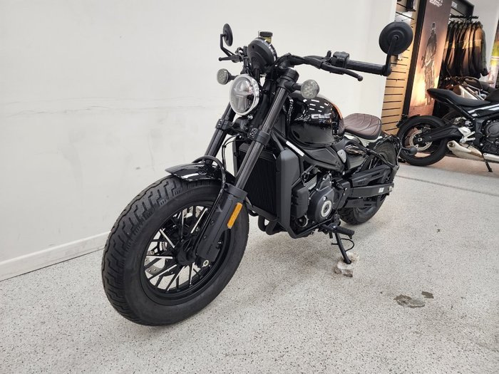 2025 CFMOTO 450 CL-C BOBBER Black