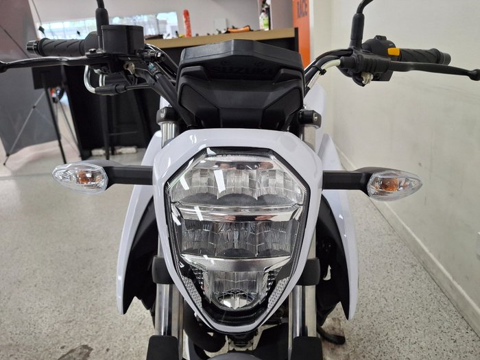 2026 Suzuki 2026 Suzuki 250CC GSX250 Road White