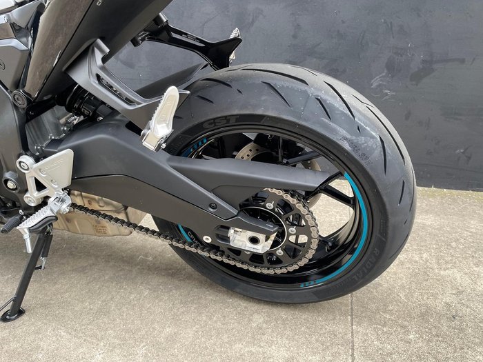 2026 CFMOTO 675SR-R SR Black