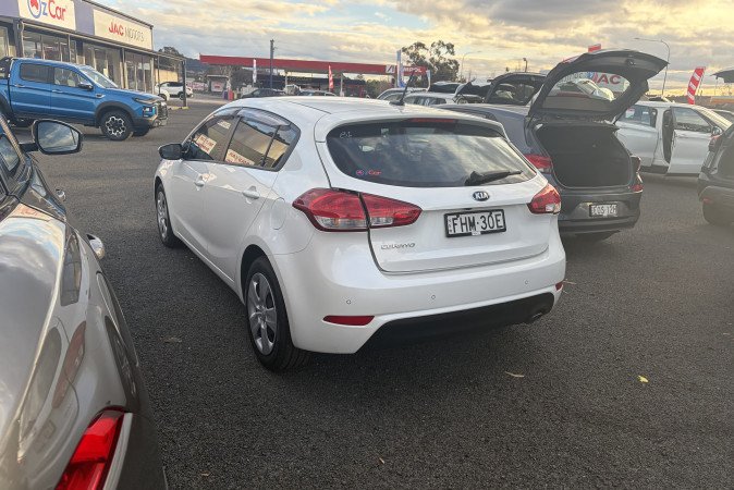 2018 KIA CERATO S