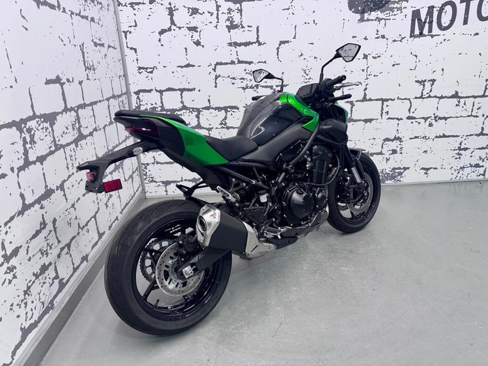 2026 Kawasaki Z900 (ZR900S) Z Green