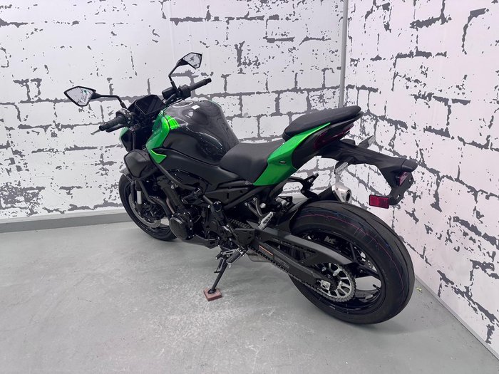 2026 Kawasaki Z900 (ZR900S) Z Green