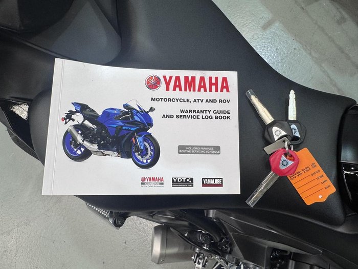 2025 Yamaha YZF-R7 LAMs YZF-R Black