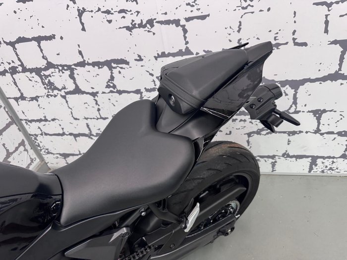 2025 Yamaha YZF-R7 LAMs YZF-R Black