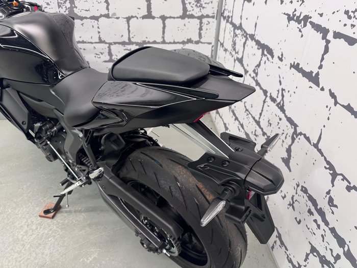 2025 Yamaha YZF-R7 LAMs YZF-R Black