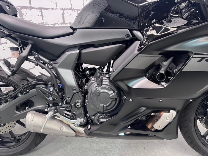2025 Yamaha YZF-R7 LAMs YZF-R Black