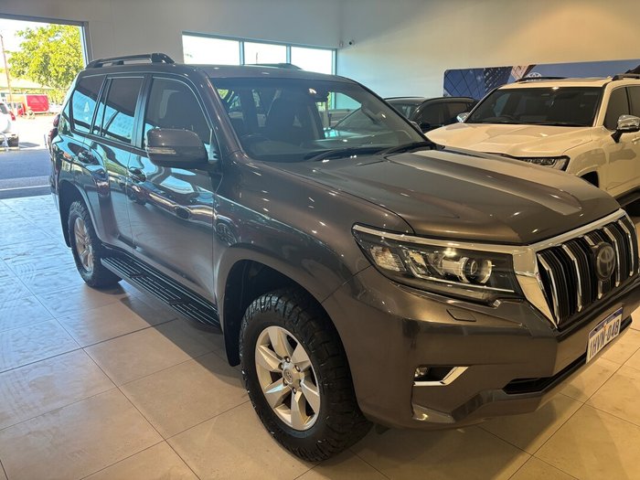 2023 Toyota Prado