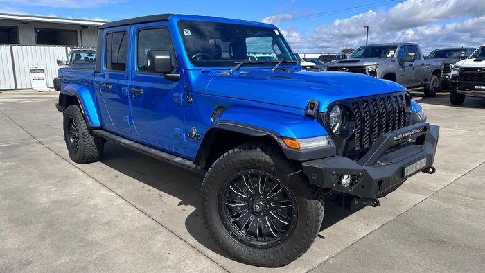 2022 Jeep Gladiator Night Eagle