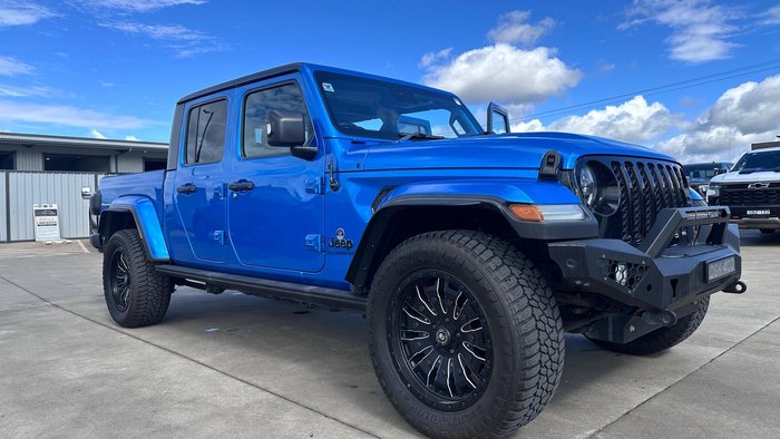 2022 Jeep Gladiator Night Eagle