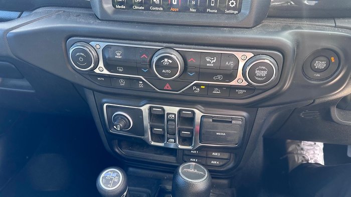 2022 Jeep Gladiator Night Eagle