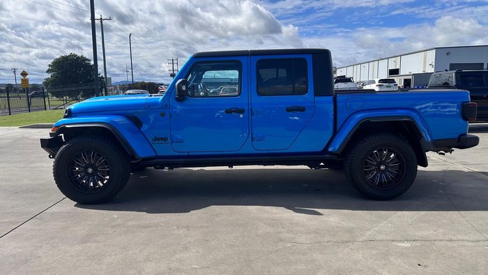2022 Jeep Gladiator Night Eagle